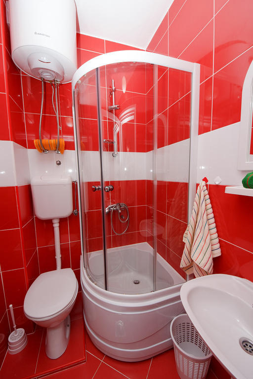Apartments Sergej Сутоморе Стая снимка