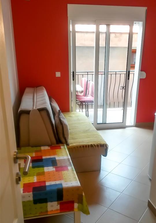 Apartments Sergej Сутоморе Екстериор снимка